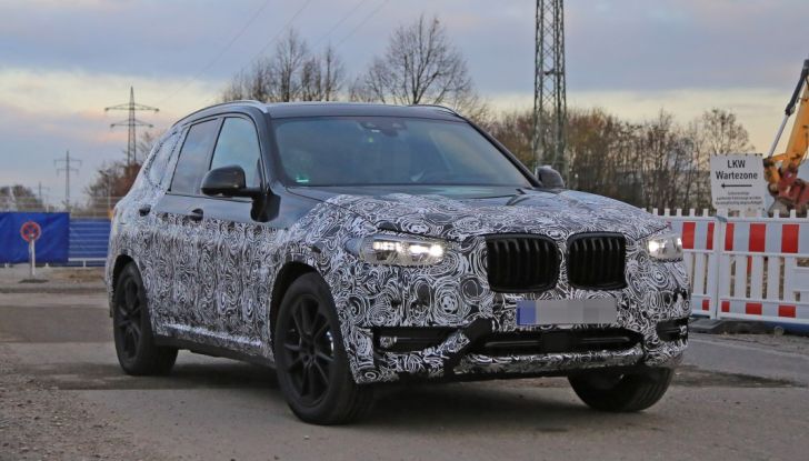 Nuova BMW X3 2017: le prime foto spia in Germania - Foto 1 di 26