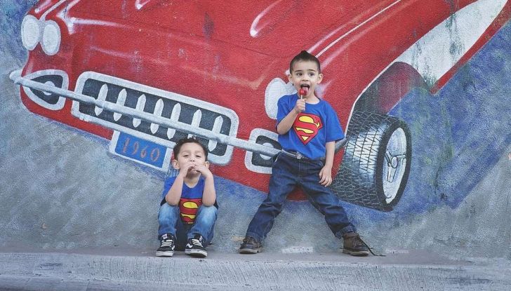 Come trasportare i bambini in auto in sicurezza e nel rispetto della legge - Foto 11 di 11