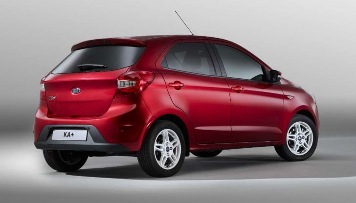 Ford KA+ la nuova compatta dell'ovale blu e approvata dagli amici a 4 zampe.