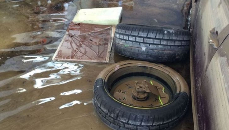 Frangivento Asfanè, la sportiva da 900CV distrutta dall’alluvione - Foto 2 di 5