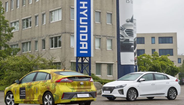 Auto ibride: come risparmiare grazie ai gruppi d’acquisto e salvare l’ambiente - Foto 2 di 7