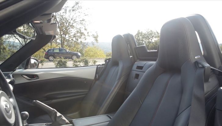 Test Drive Mazda MX-5 1.5 da 131 CV: il divertimento allo scoperto - Foto 13 di 22