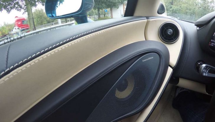 McLaren 570GT prova su strada e prestazioni - Foto 13 di 20