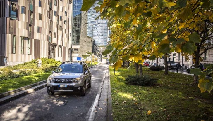 nuova dacia duster gpl prova su strada prezzi e prestazioni 14