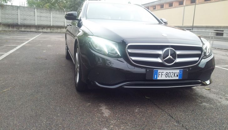 Nuova Mercedes Classe E Station Wagon: prova su strada e prestazioni - Foto 9 di 20