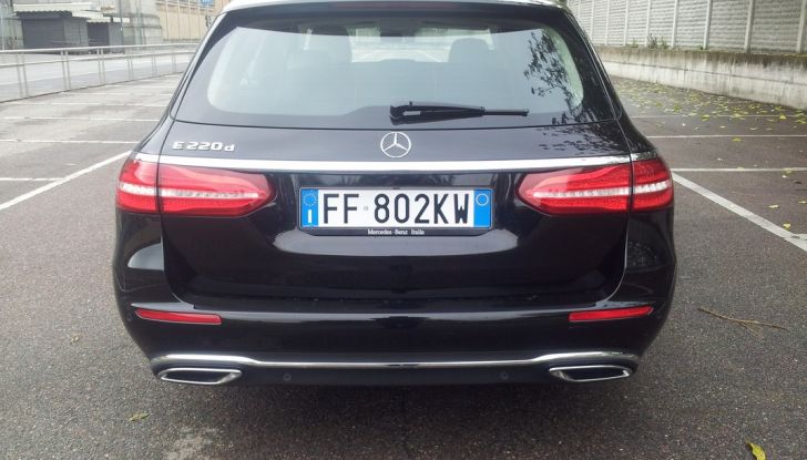 Nuova Mercedes Classe E Station Wagon: prova su strada e prestazioni - Foto 7 di 20