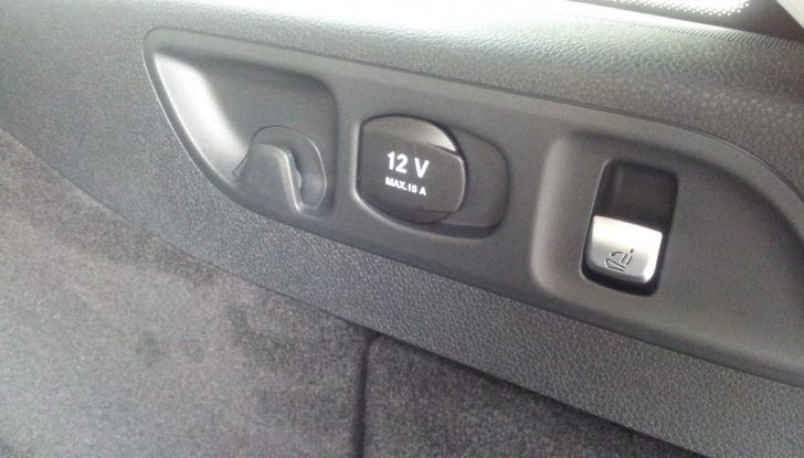 Nuova Mercedes Classe E Station Wagon: prova su strada e prestazioni - Foto 11 di 20