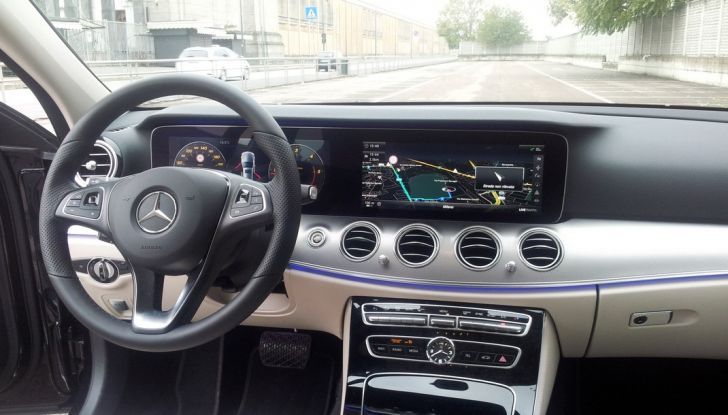 Nuova Mercedes Classe E Station Wagon: prova su strada e prestazioni - Foto 15 di 20