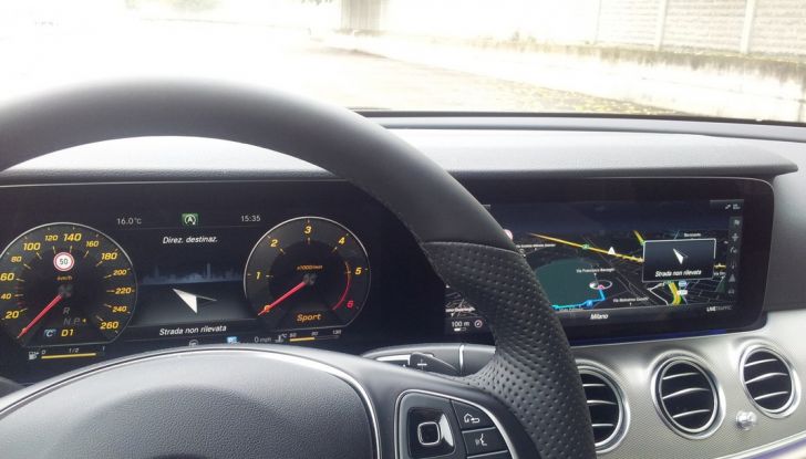 Nuova Mercedes Classe E Station Wagon: prova su strada e prestazioni - Foto 18 di 20