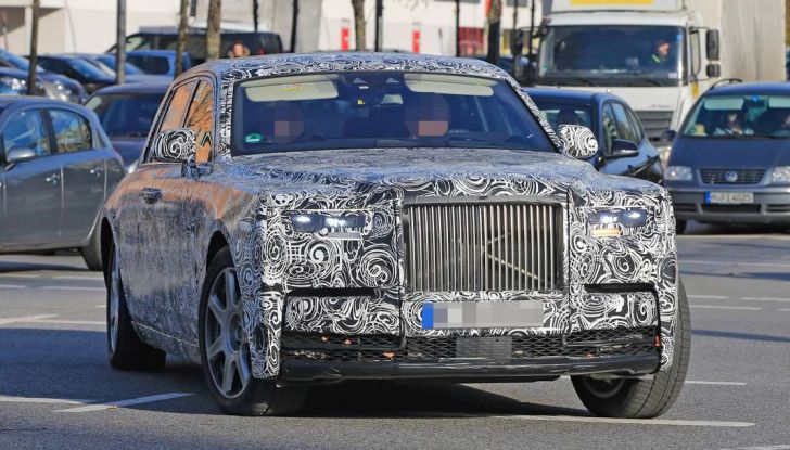 Nuova Rolls Royce Phantom spiata con nuovi dettagli e particolari - Foto 1 di 10