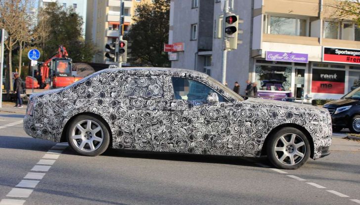 Nuova Rolls Royce Phantom spiata con nuovi dettagli e particolari - Foto 7 di 10