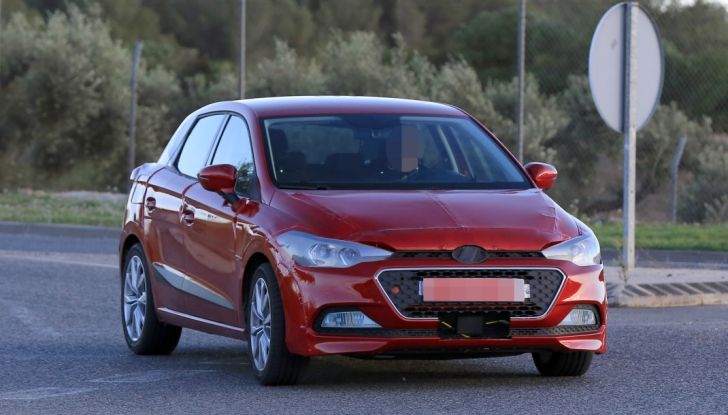 Nuova Seat Ibiza 2017: scoperta tra le strade della Spagna - Foto 2 di 24