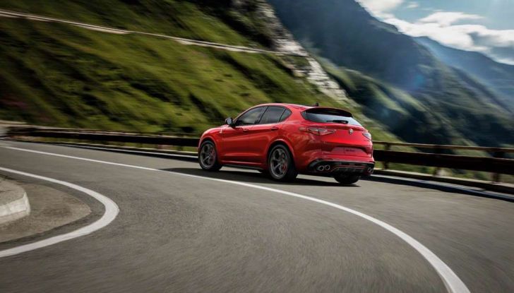 Alfa Romeo Stelvio pick-up, il rendering - Foto 6 di 25
