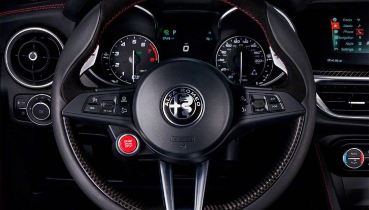 Alfa Romeo Stelvio pick-up, il rendering - Foto 14 di 25