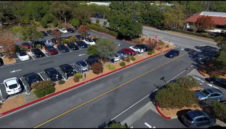 Dalla guida autonoma alla rivoluzione della mobilità urbana - Foto 20 di 26