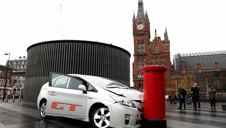 The Grand Tour: arriva in Italia a dicembre, lo spot con Toyota Prius - Foto 2 di 3