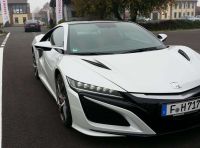 Honda NSX 2017: il Test drive in pista da 571CV e quattro motori