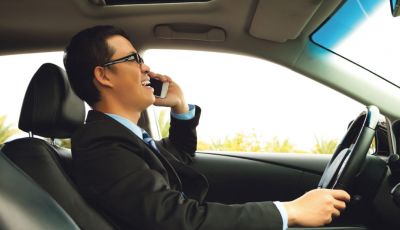 Come si comportano gli automobilisti italiani alla guida?