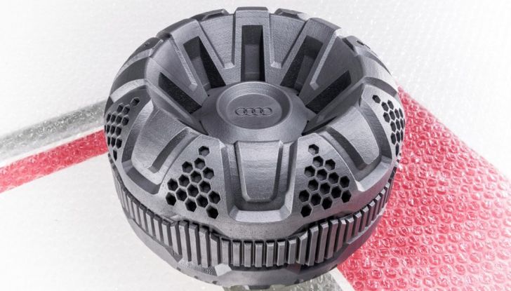 audi quattro tron sulla luna 9