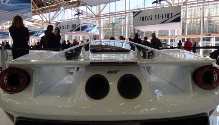 Ford GT 2017, posteriore.