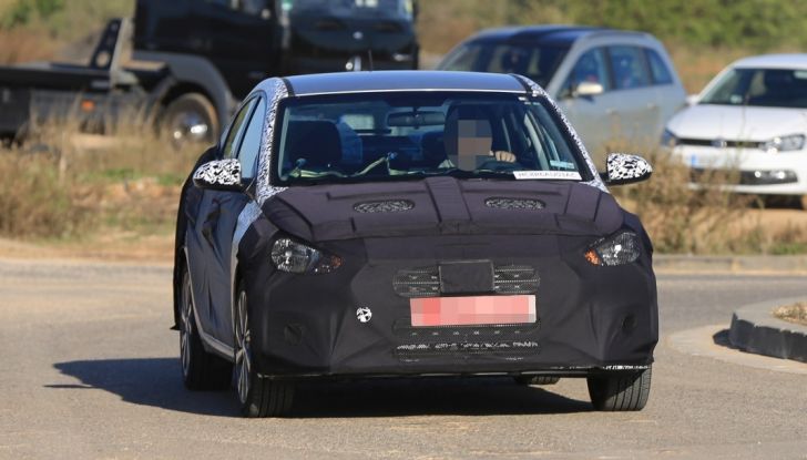 Hyundai Accent 2017 foto spia.