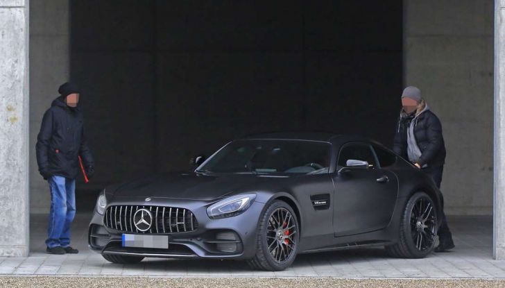 Mercedes AMG GT C Coupé Edition 50 spiata senza veli in anteprima assoluta - Foto 4 di 18
