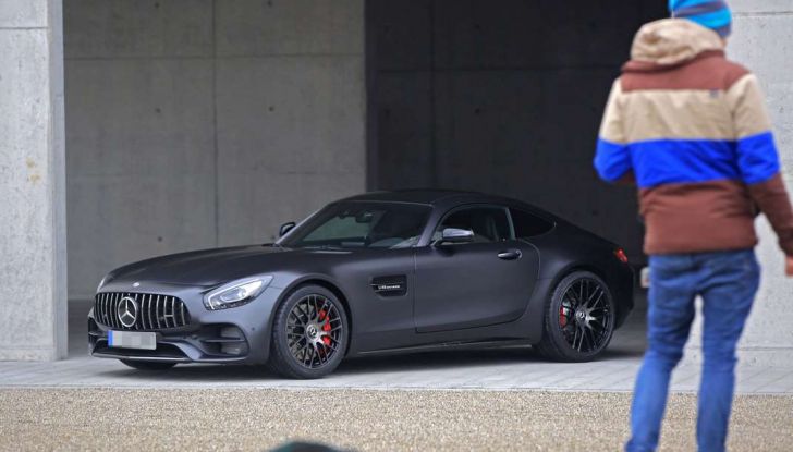 Mercedes AMG GT C Coupé Edition 50 spiata senza veli in anteprima assoluta - Foto 15 di 18