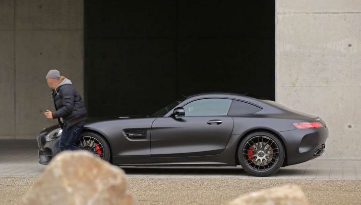 Mercedes AMG GT C Coupé Edition 50 spiata senza veli in anteprima assoluta - Foto 17 di 18