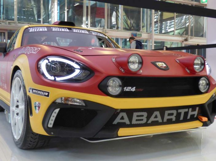 Abarth 124 Spider, listino prezzi e dotazioni