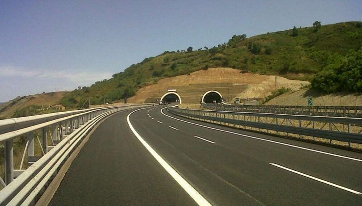 Le strade peggiori d’Italia nel 2018, A24 in testa precede Marghera  e Reggio Calabria - Foto 12 di 18