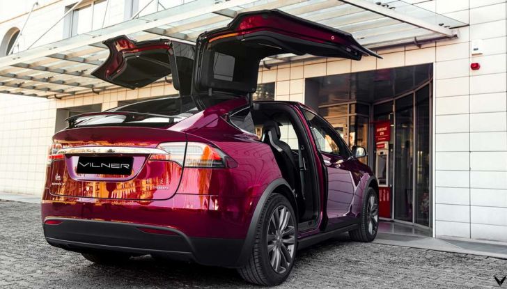tesla model x p90d l'auto elettrica secondo Vilner