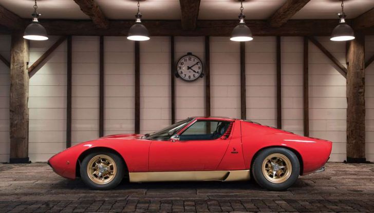 Una Lamborghini Miura SV del 1971 in condizioni perfette va all’asta - Foto 3 di 24