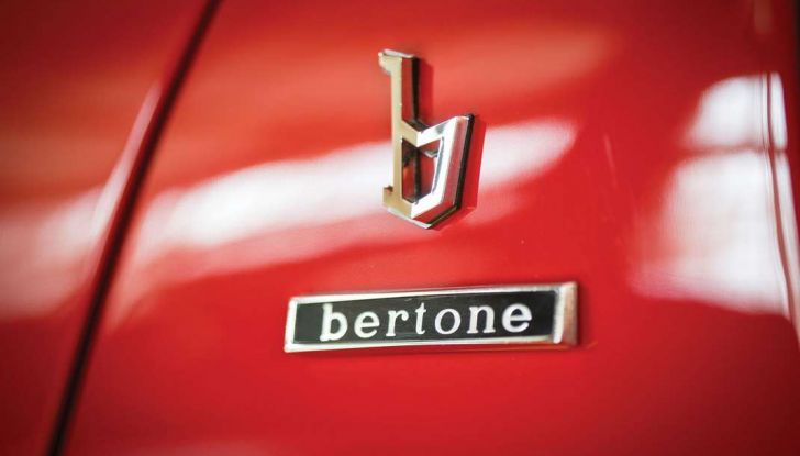 Una Lamborghini Miura SV del 1971 in condizioni perfette va all’asta - Foto 8 di 24