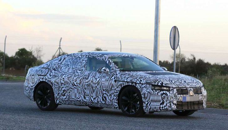 Volkswagen Arteon, prime foto spia dell’erede della VW CC - Foto 2 di 9