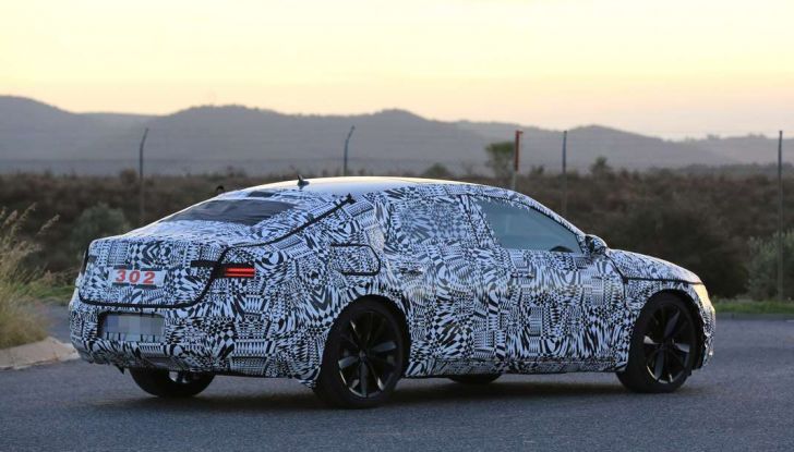 Volkswagen Arteon, prime foto spia dell’erede della VW CC - Foto 6 di 9