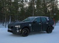 Volvo XC60, nuove foto spia sulla neve della futura generazione