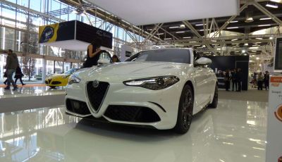 Alfa Romeo Giulia: arriva il 4 cilindri da 350 CV