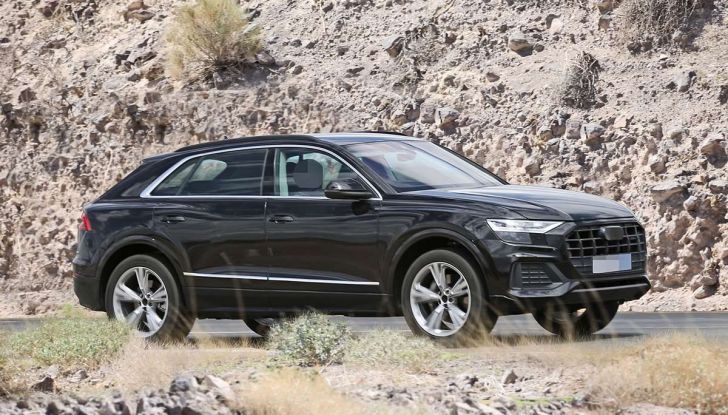 Audi Q8 2018, nuove foto spia del SUV tedesco - Foto 1 di 22