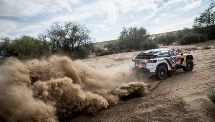 Un duello sul filo del rasoio per le PEUGEOT 3008DKR - Foto 2 di 5