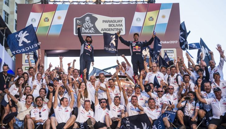 Peugeot vince ancora la Dakar! Podio 100% 3008DKR - Foto 2 di 5