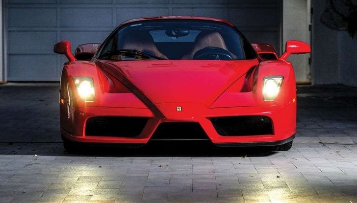 la ferrari enzo di tommy hilfiger finisce all'asta 6