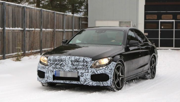 Mercedes AMG C43 4MATIC: facelift per il 2018 - Foto 10 di 16