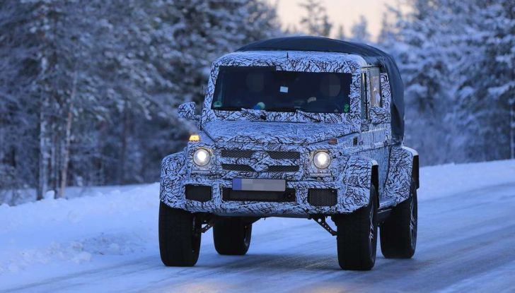 Mercedes Classe G500 4×4 Pickup prime immagini spia del prototipo - Foto 14 di 30