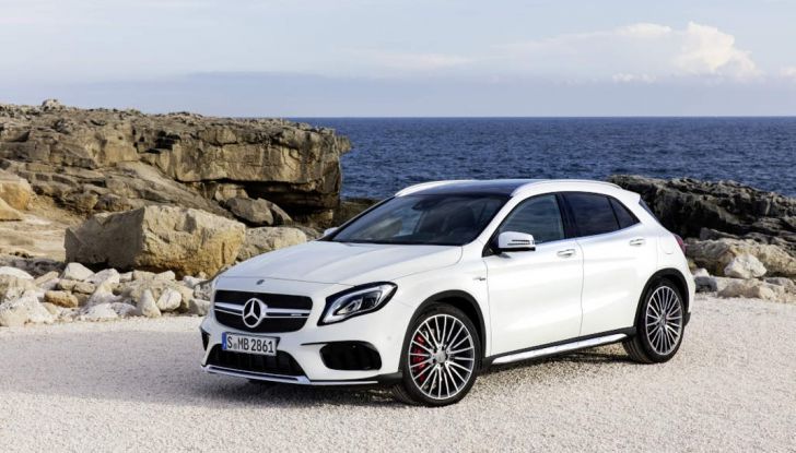 Mercedes GLA: motorizzazioni, allestimenti e dispositivi di sicurezza - Foto 11 di 30