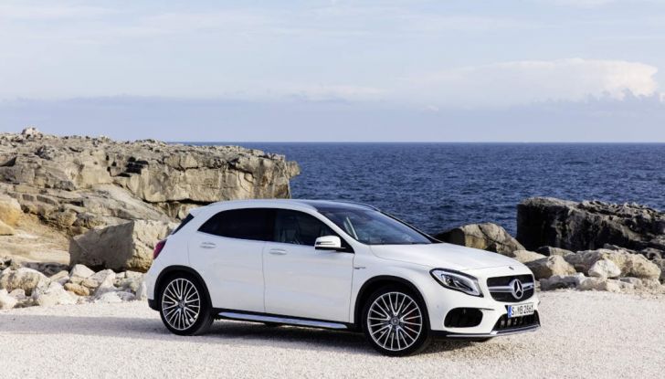 Mercedes GLA: motorizzazioni, allestimenti e dispositivi di sicurezza - Foto 12 di 30