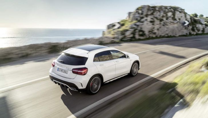 Mercedes GLA: motorizzazioni, allestimenti e dispositivi di sicurezza - Foto 10 di 30