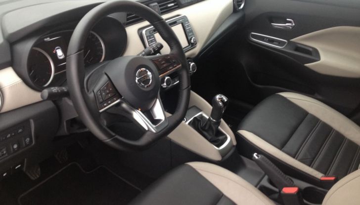 Nuova Nissan Micra, la prova su strada della 5° generazione - Foto 9 di 17