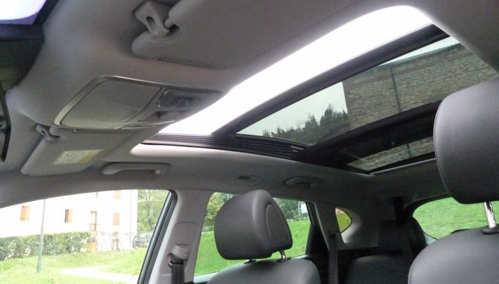 Hyundai Tucson 2.0 CRDi da 185CV interno