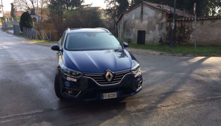 Renault Megane Sporter: test drive, dati tecnici e consumi - Foto 23 di 27