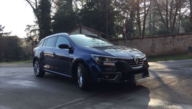 Renault Megane Sporter: test drive, dati tecnici e consumi - Foto 24 di 27